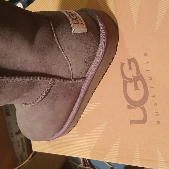 Children's UGG boots - Picture 3 of 4